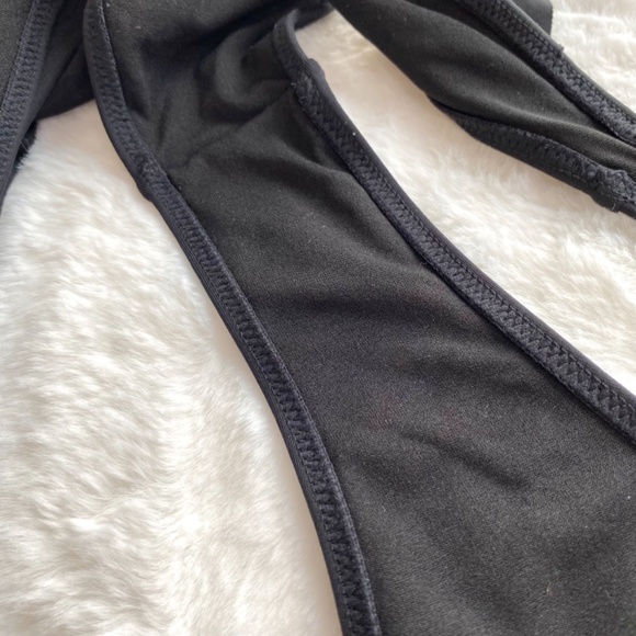 NWOT H&M black low rise bikini bottoms in Size 8 - Picture 7 of 9